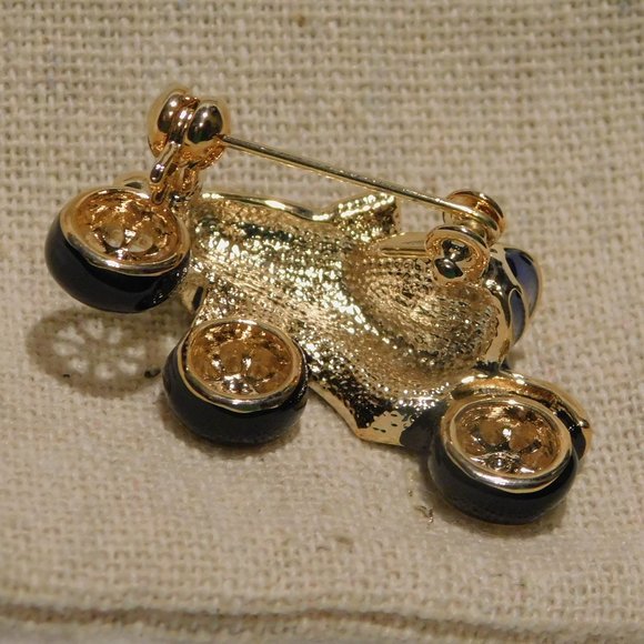 ANTIQUE CAR PIN - Picture 6 of 6